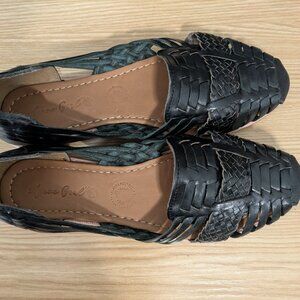 Handmade leather huarache sandals - BRAND NEW